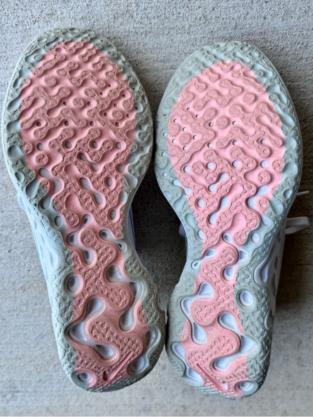 Nike Renew Running Shoe View 4